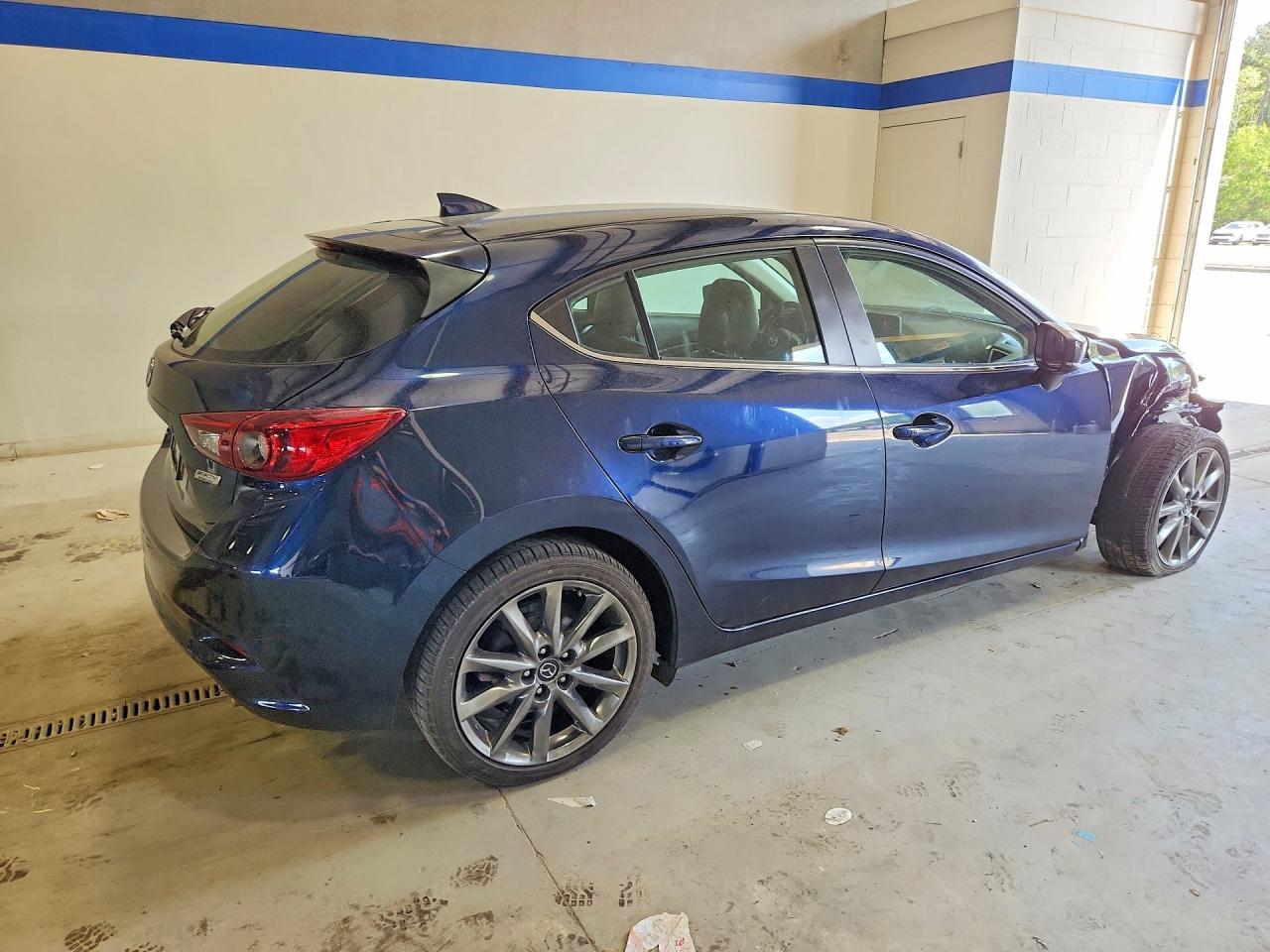 Mazda 3 Touring