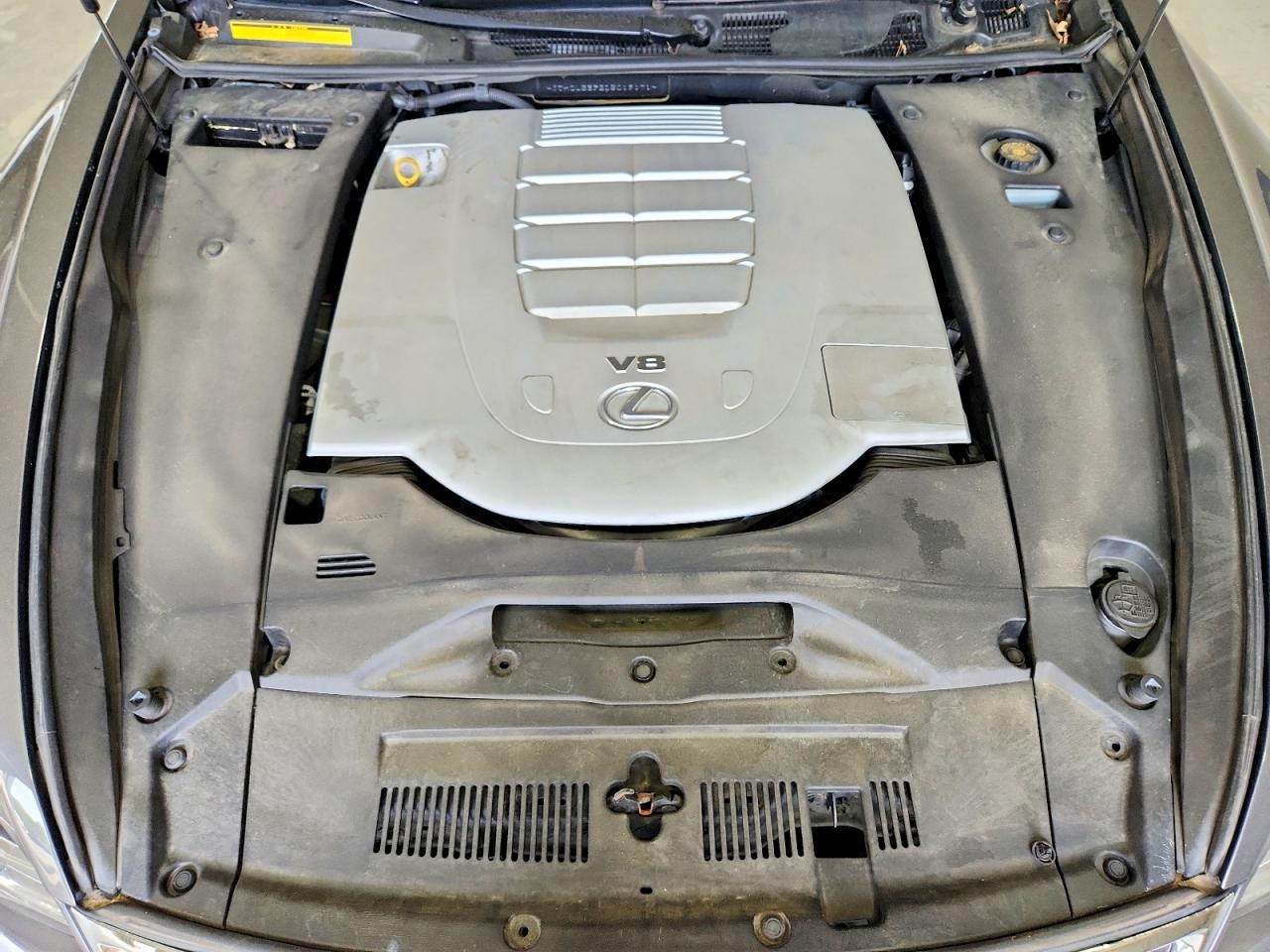 Lexus LS 460