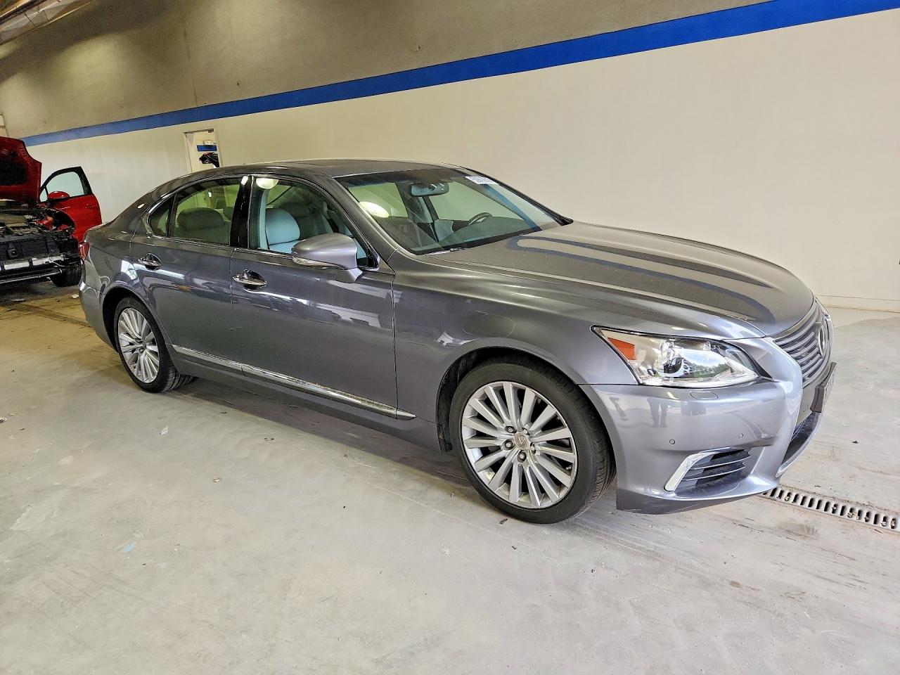Lexus LS 460
