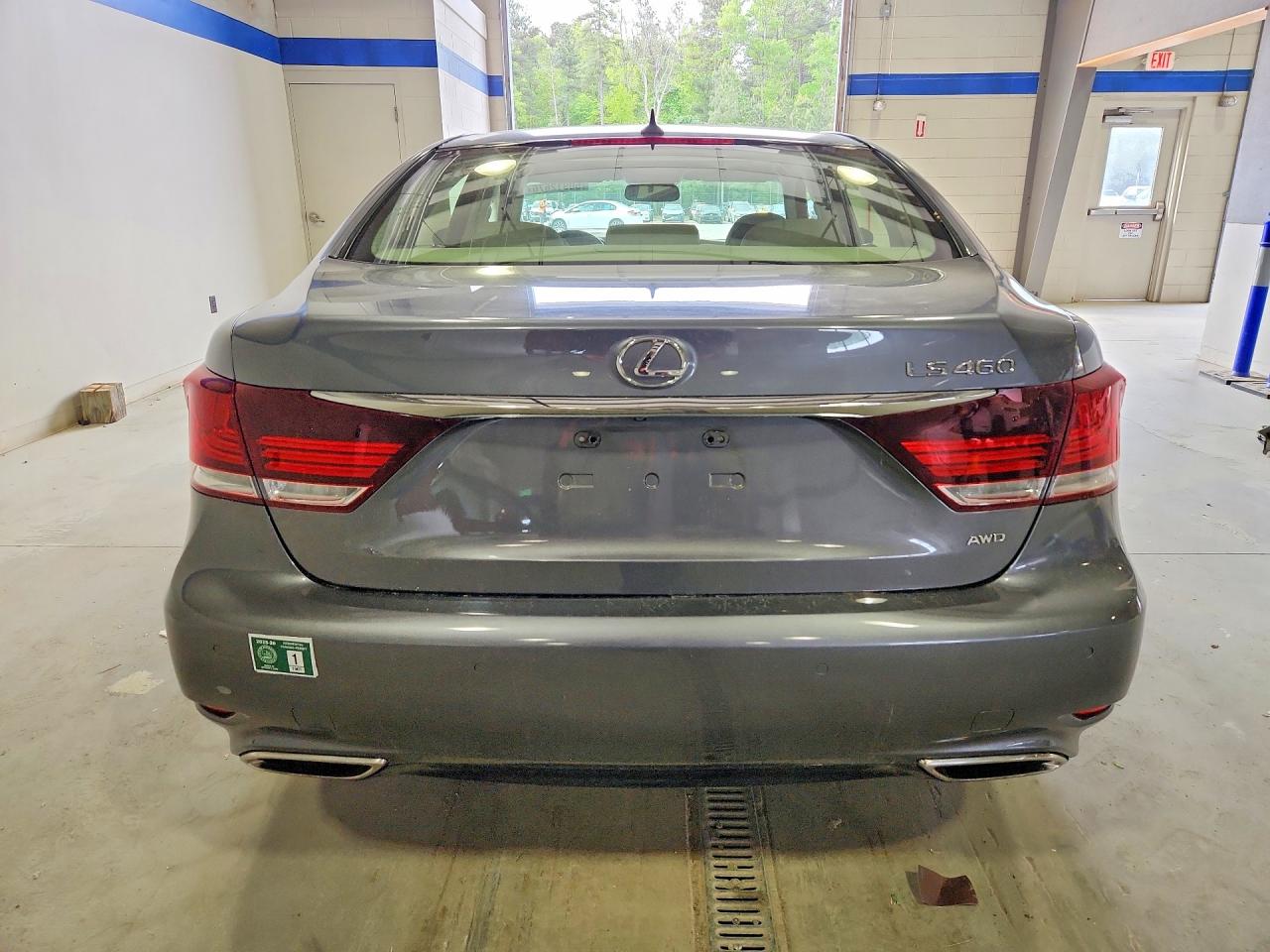 Lexus LS 460