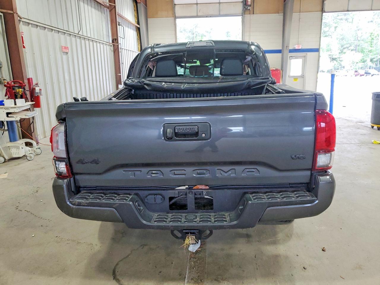 Toyota Tacoma Sr5 V6