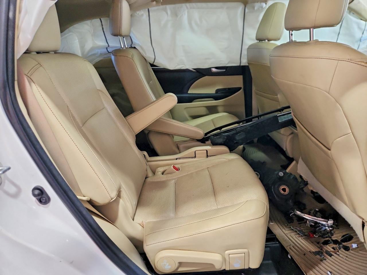 Toyota Highlander Limited Platinum
