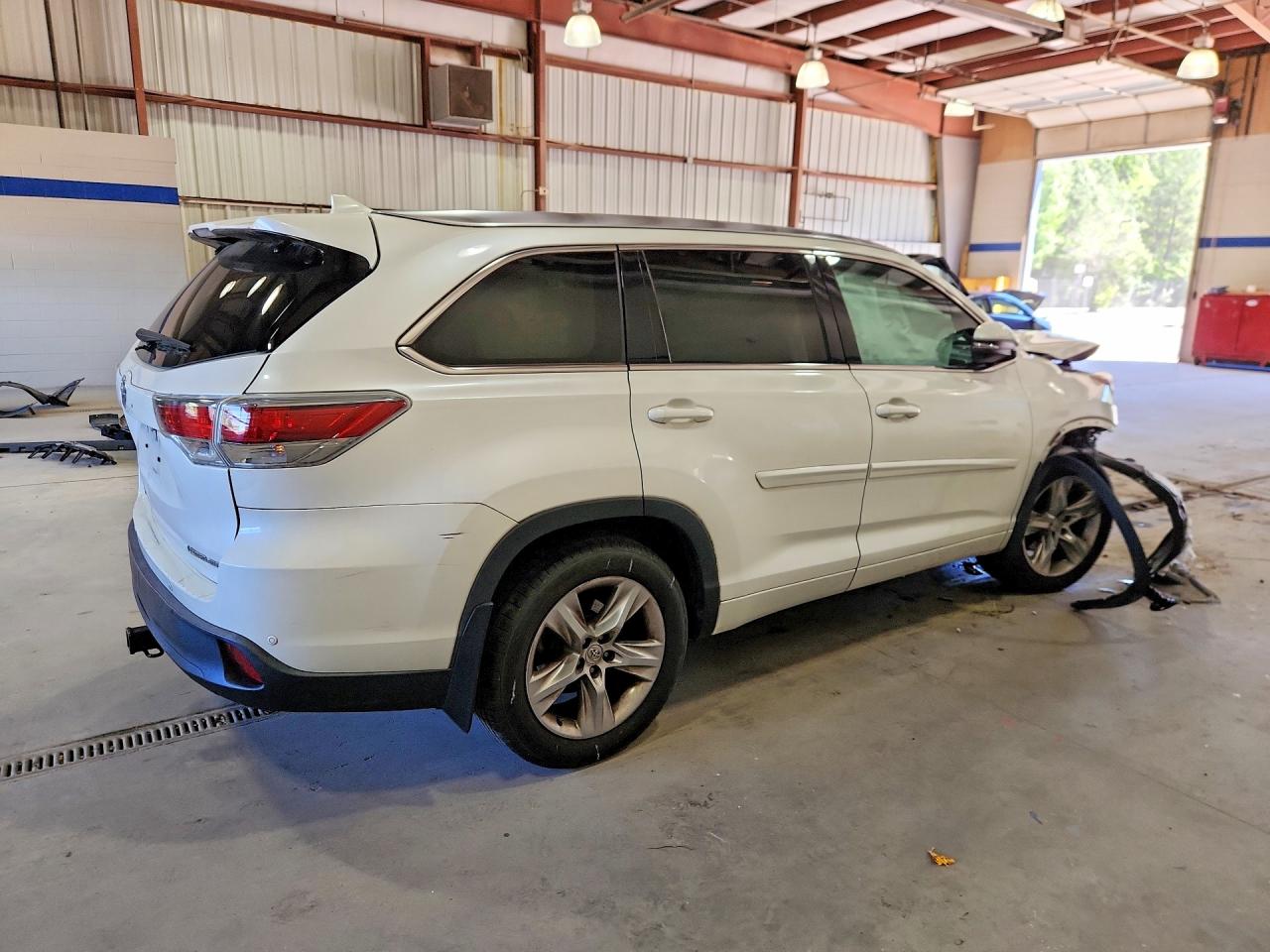Toyota Highlander Limited Platinum