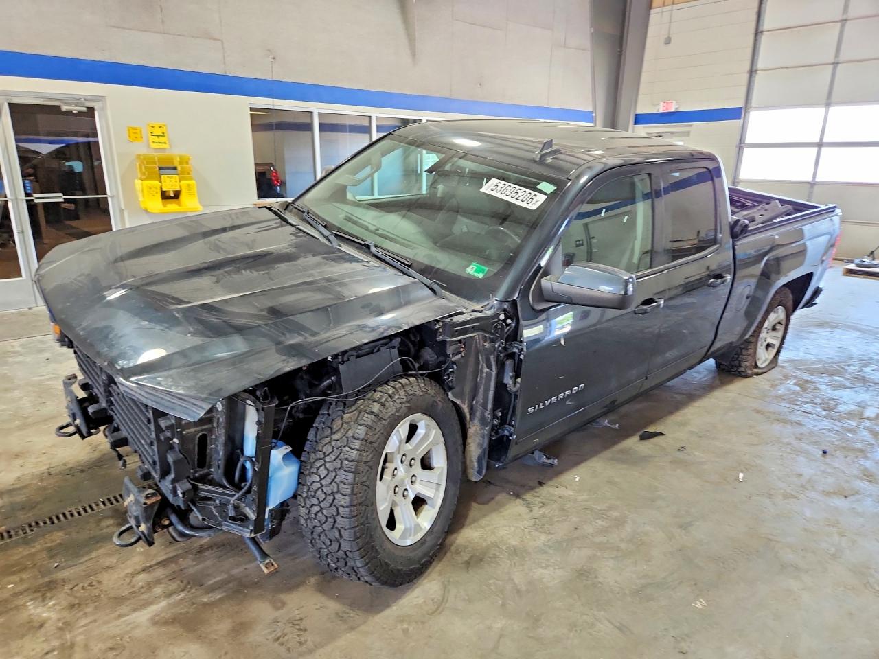 Salvage Chevrolet Silverado Image
