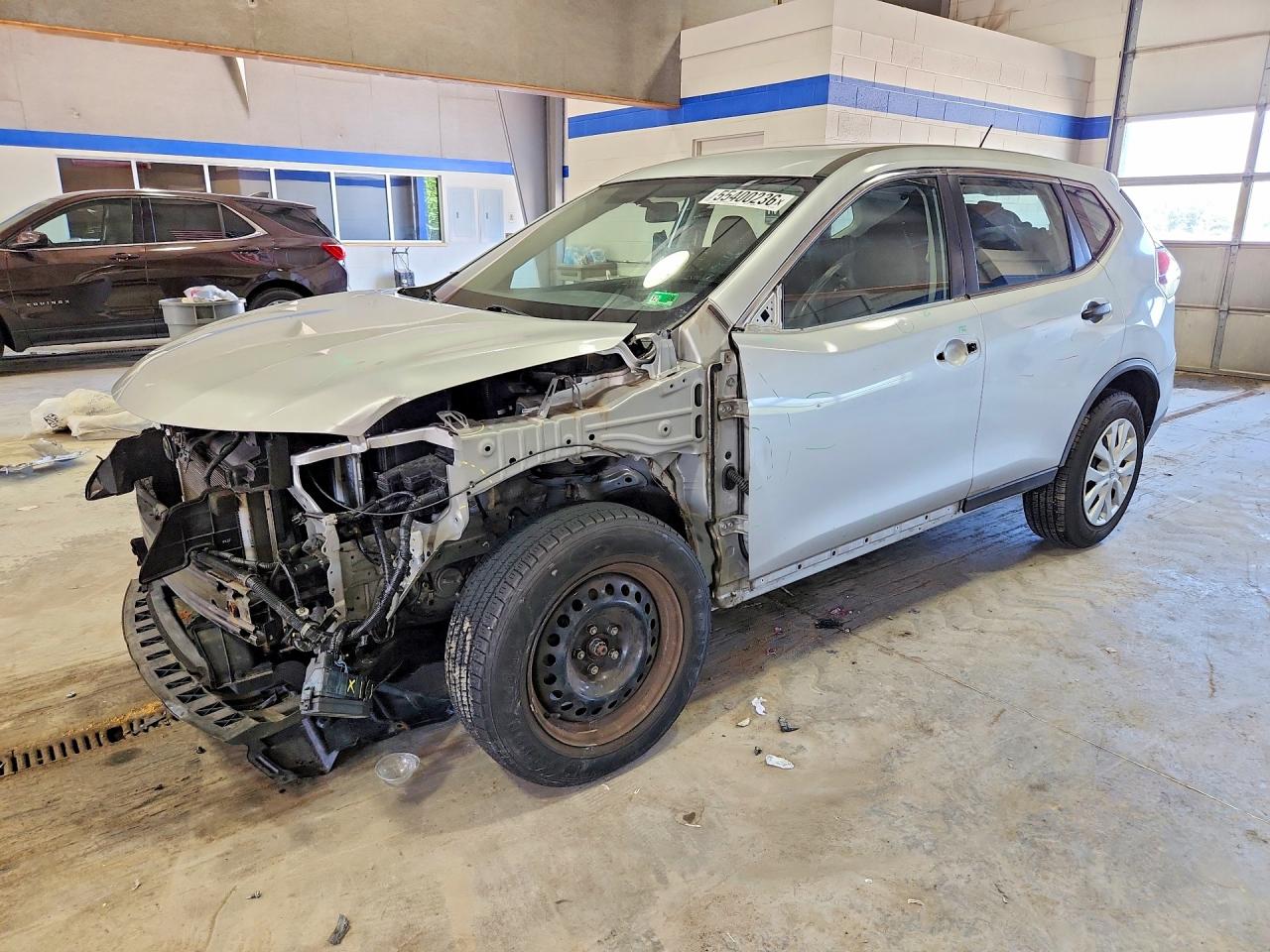 Salvage Nissan Rogue Image