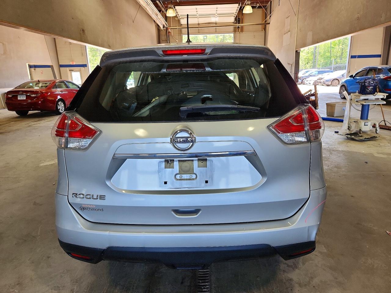 Nissan Rogue S
