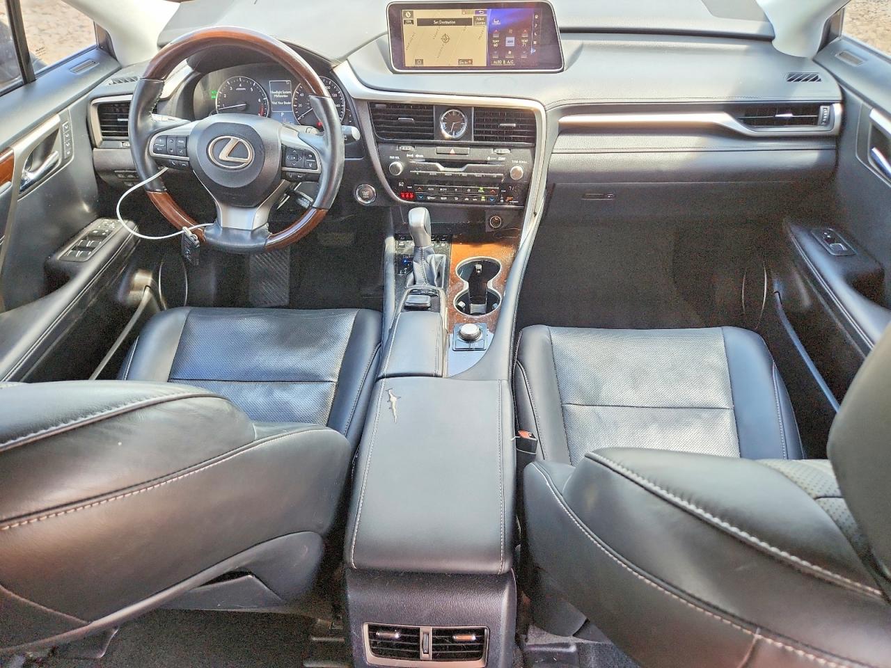 Lexus RX Base
