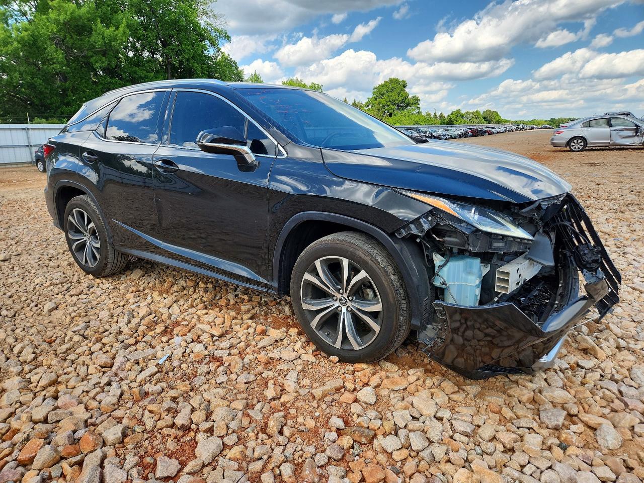 Lexus RX Base