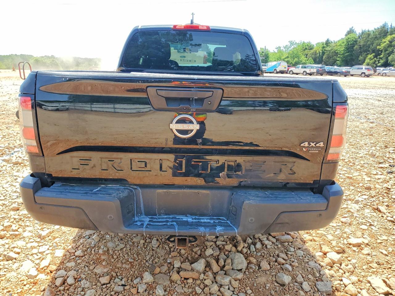 Nissan Frontier S