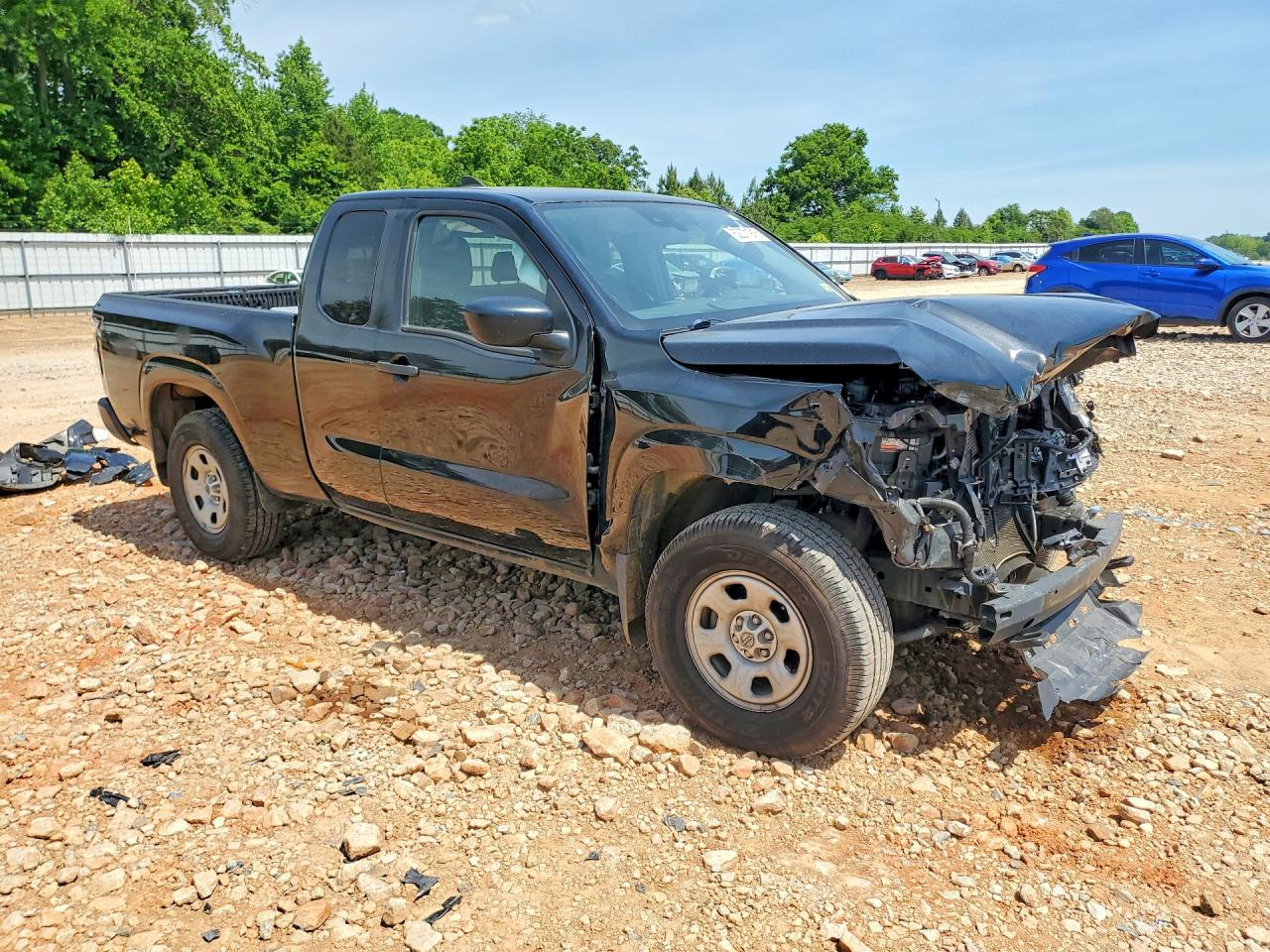 Nissan Frontier S