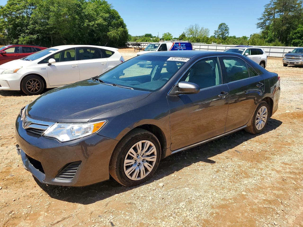 Salvage Toyota Camry Image