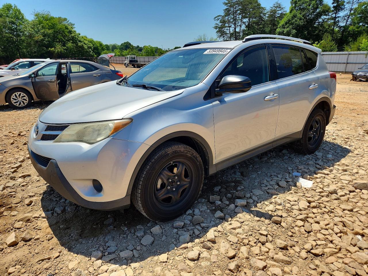 Salvage Toyota RAV4 Image