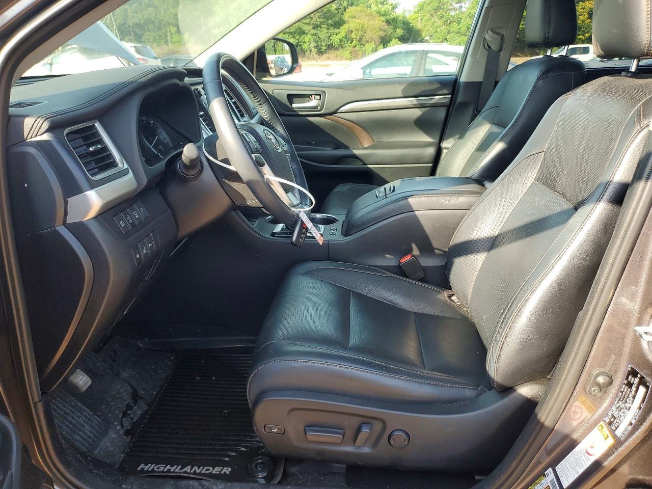 Toyota Highlander Limited Platinum