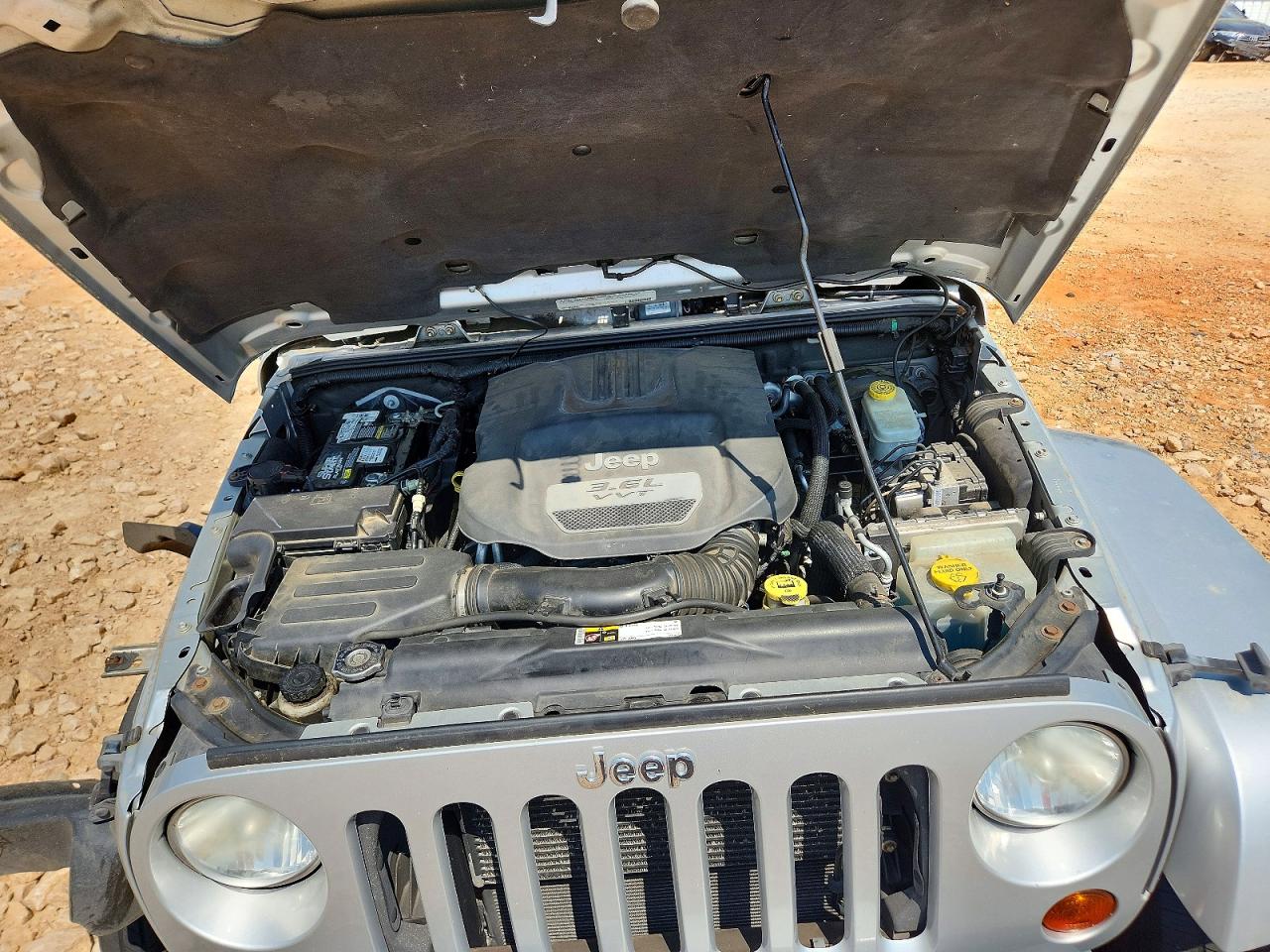 Jeep Wrangler Sahara