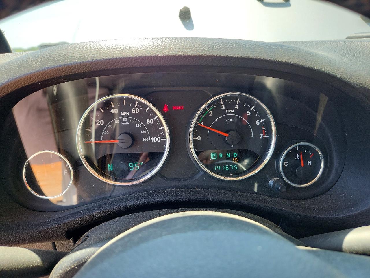 Jeep Wrangler Sahara