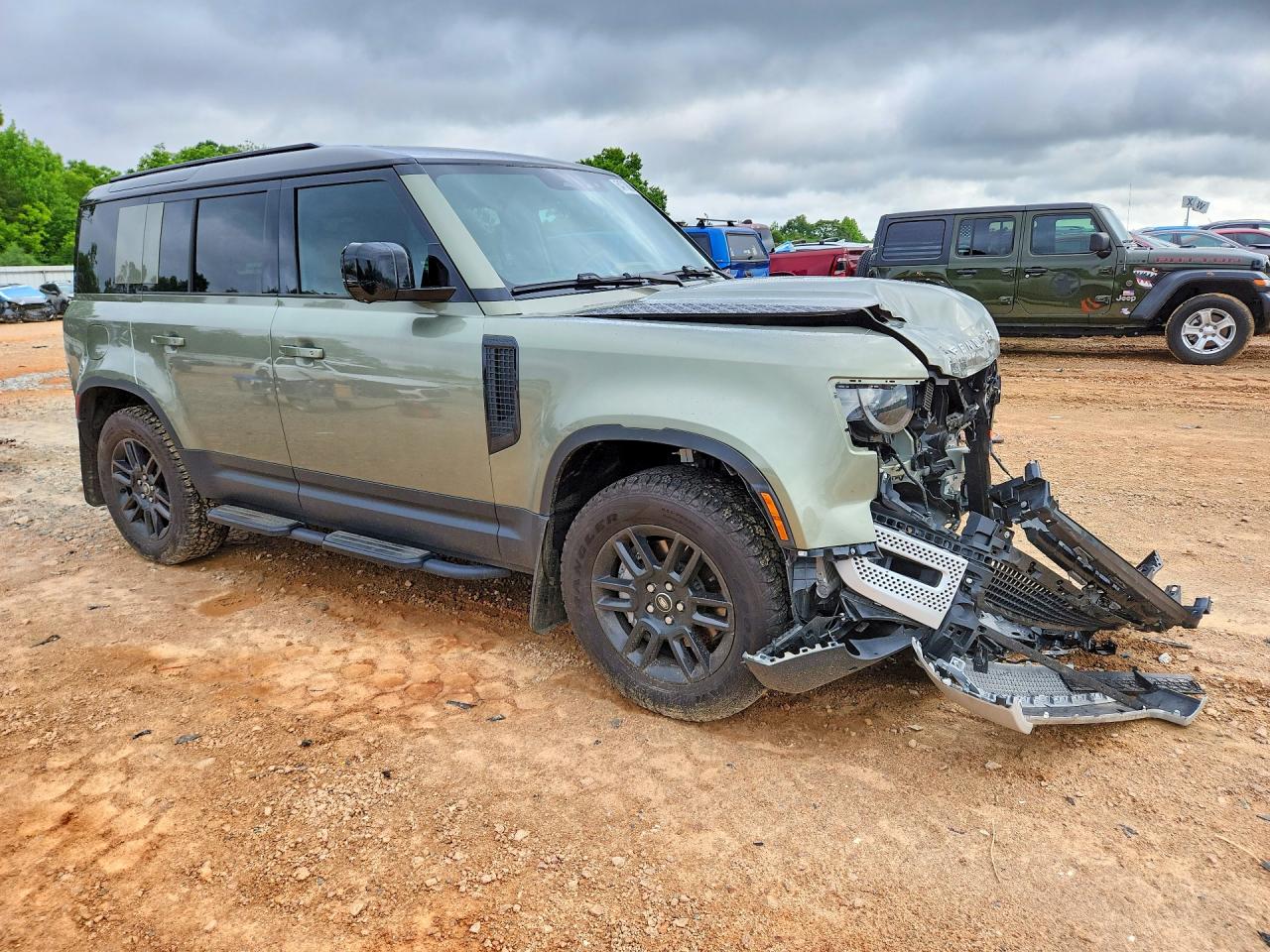 Land Rover Defender 110 S