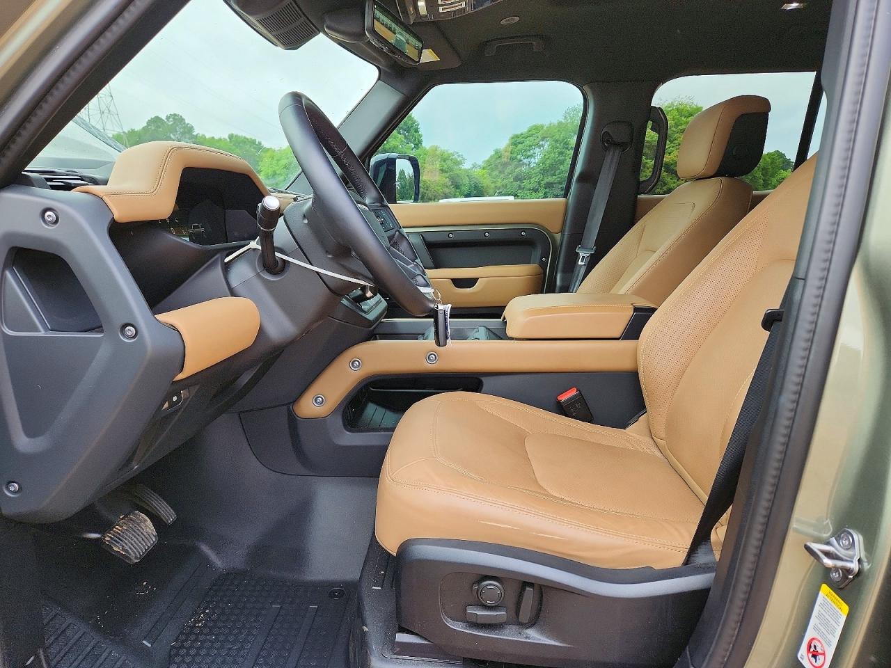 Land Rover Defender 110 S