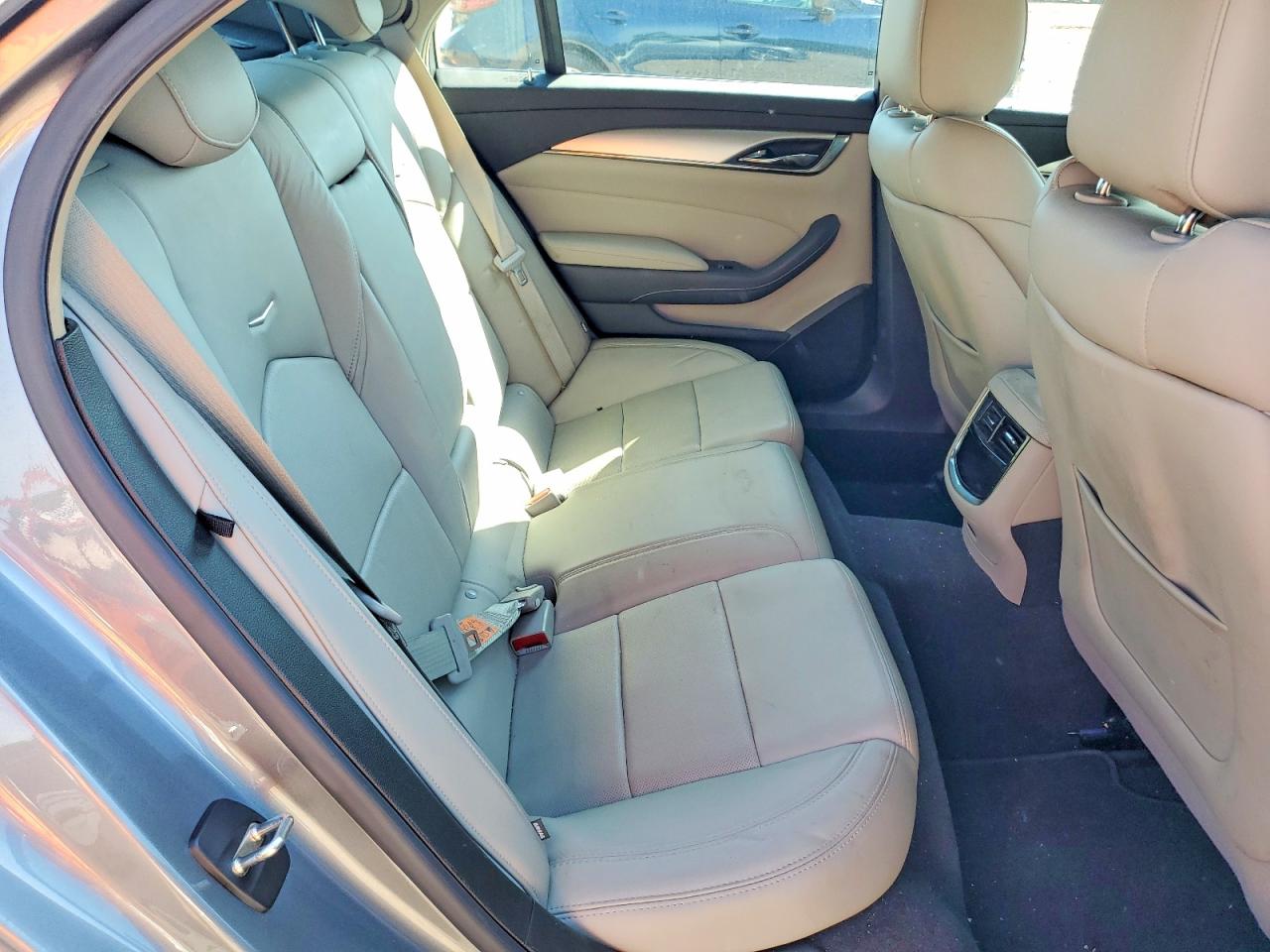 Cadillac CTS Luxury