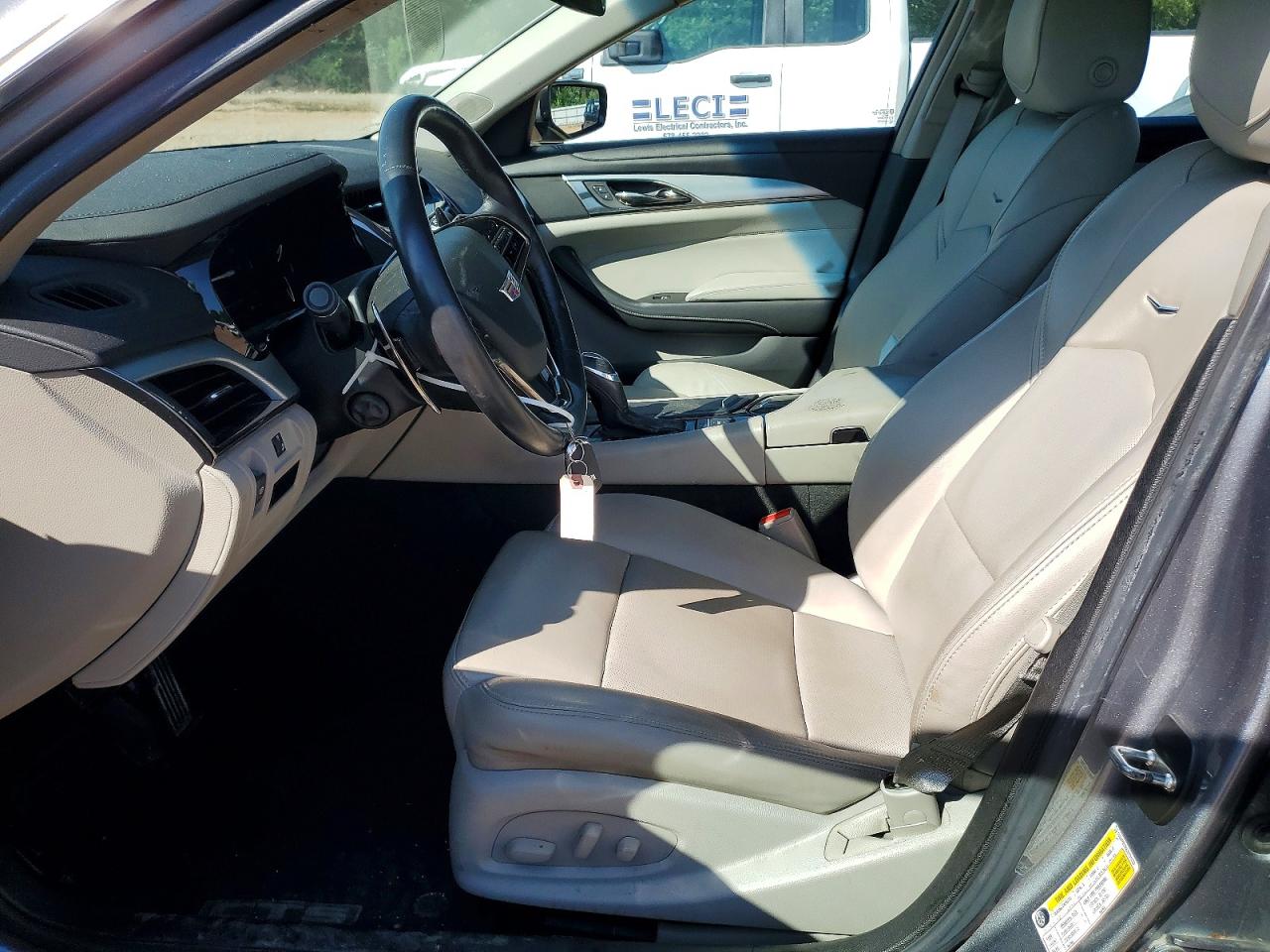Cadillac CTS Luxury