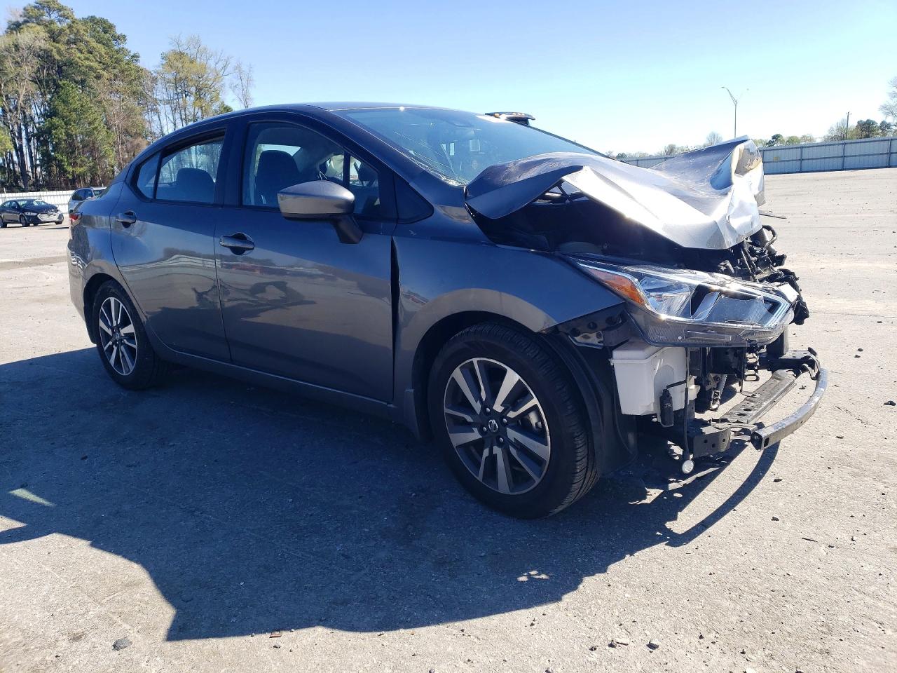 Nissan Versa Sv
