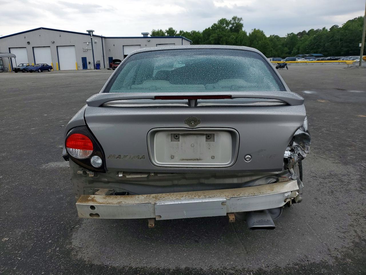 Nissan Maxima Gxe