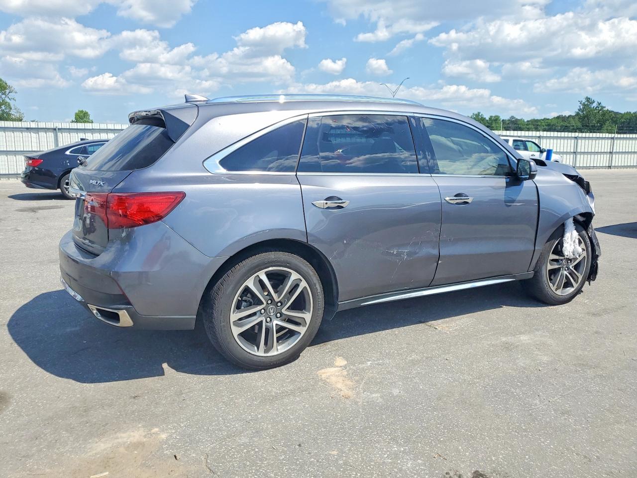 Acura MDX Advance