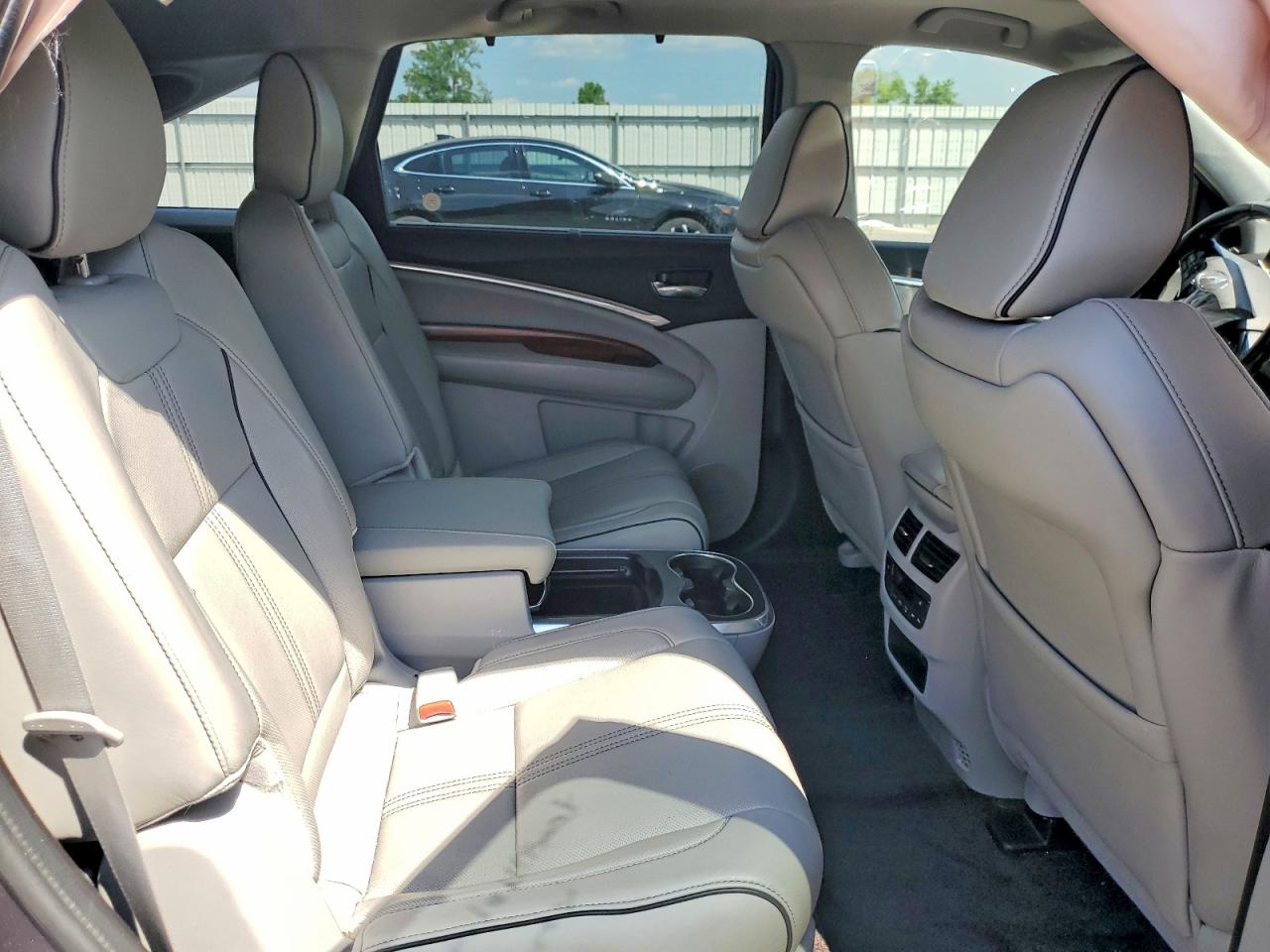 Acura MDX Advance