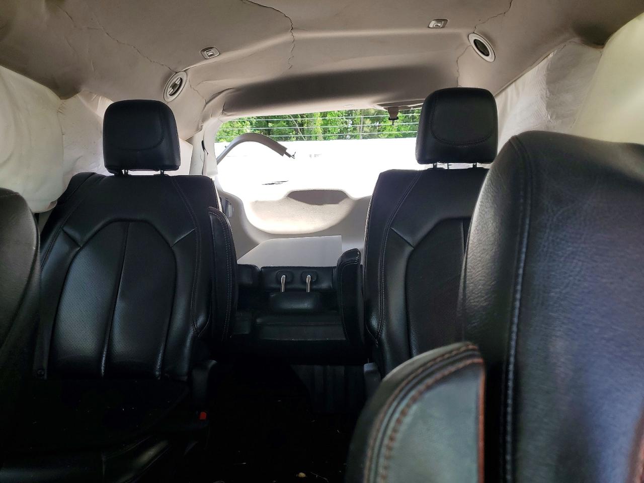 Chrysler Pacifica Touring L