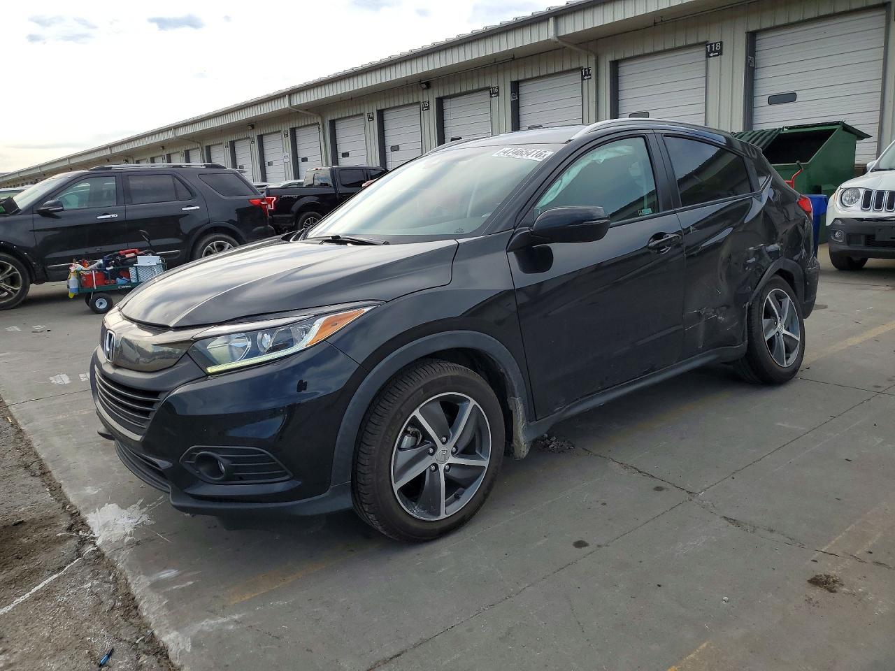 Salvage Honda HR-V Image