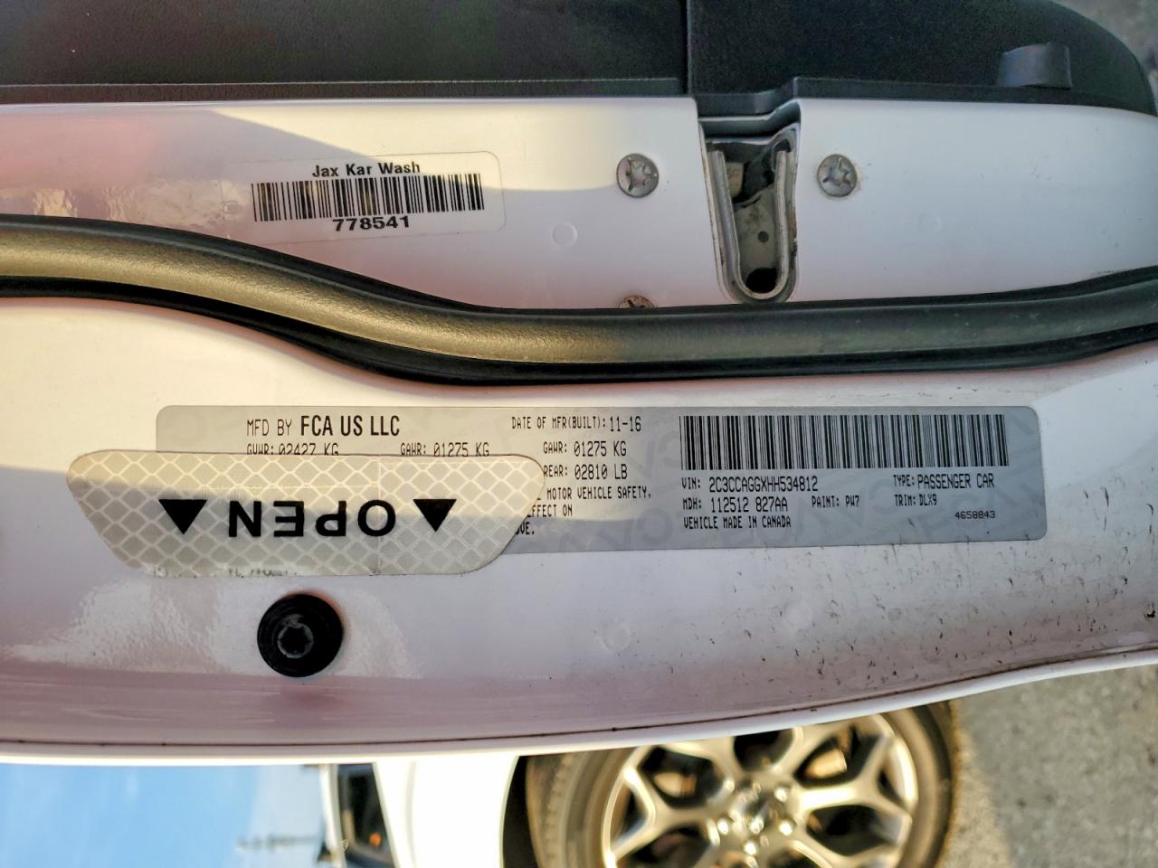 Chrysler 300 S