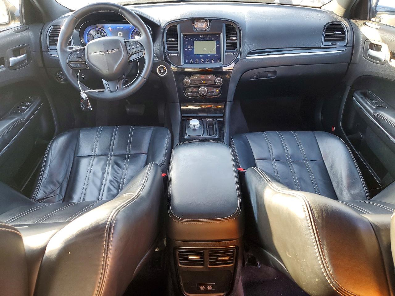 Chrysler 300 S