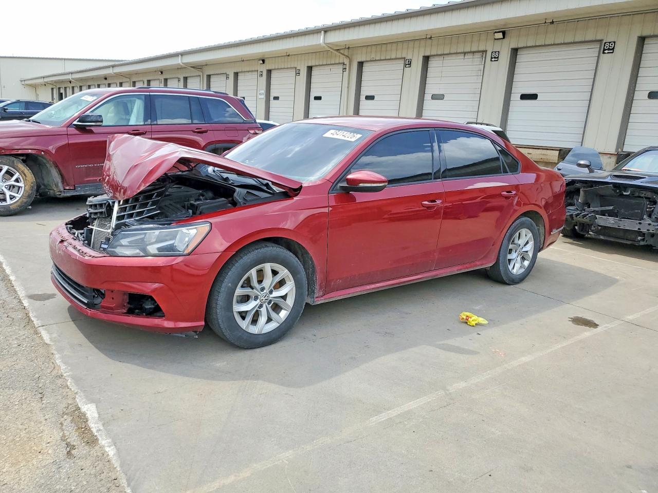 Salvage Volkswagen Passat Image