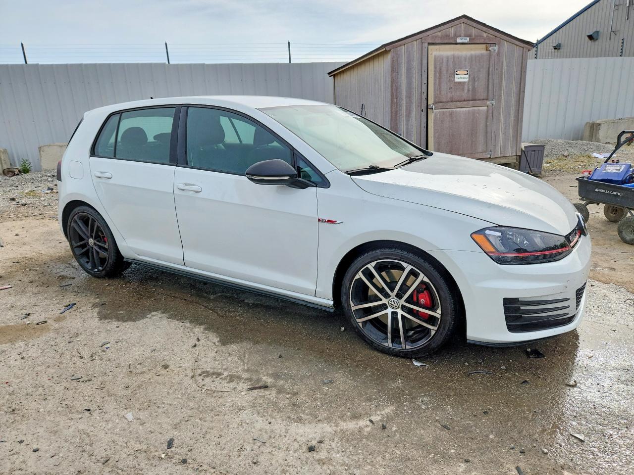 Volkswagen GTI Sport