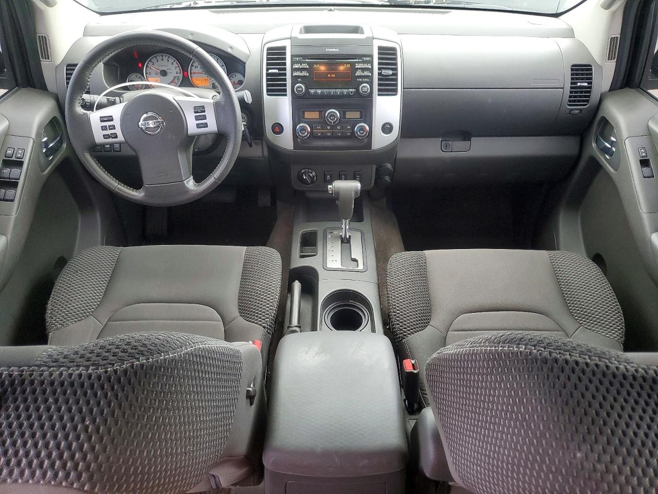 Nissan Frontier S