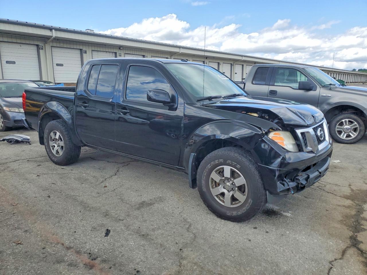 Nissan Frontier S