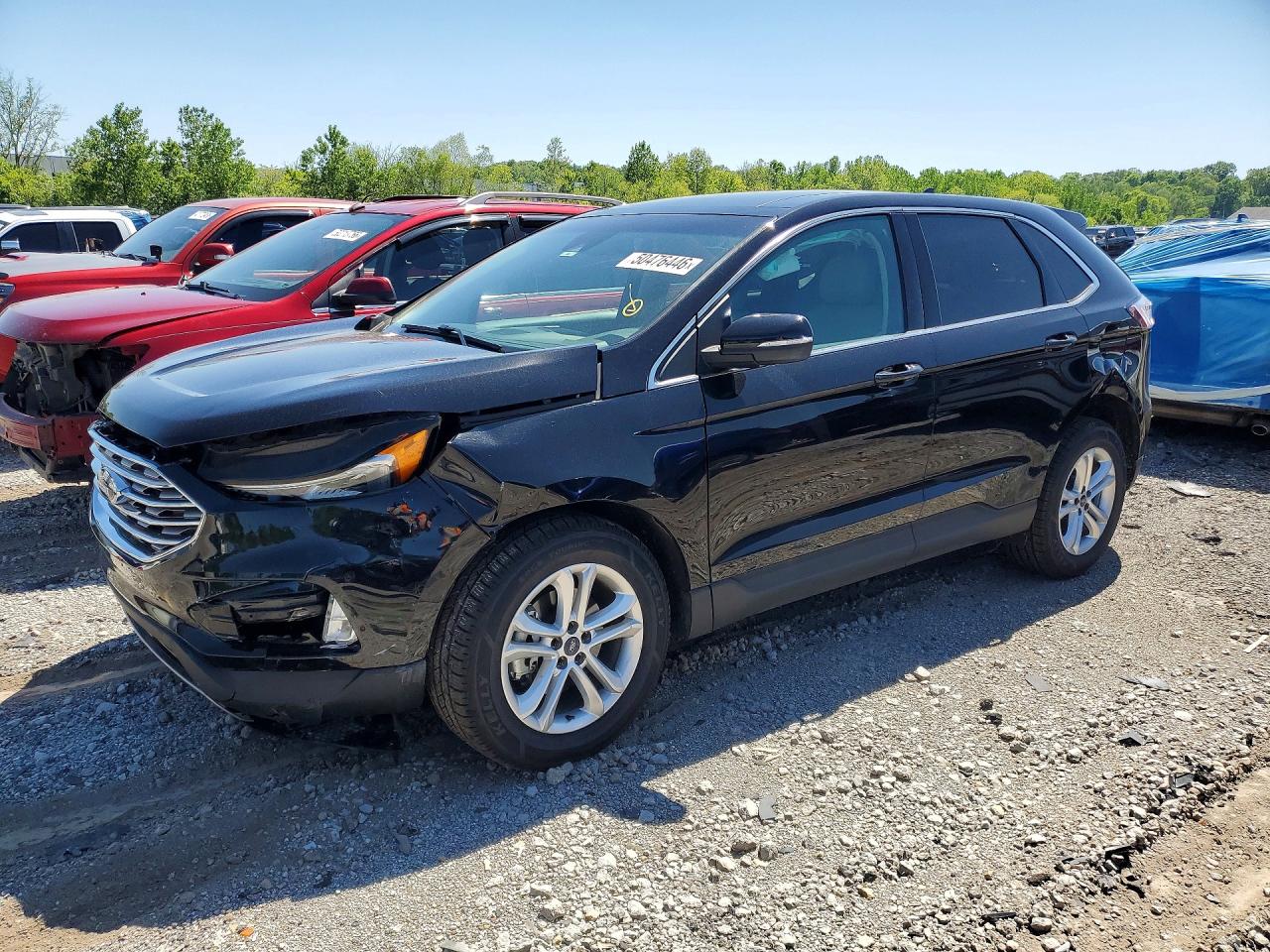 Salvage Ford Edge Image