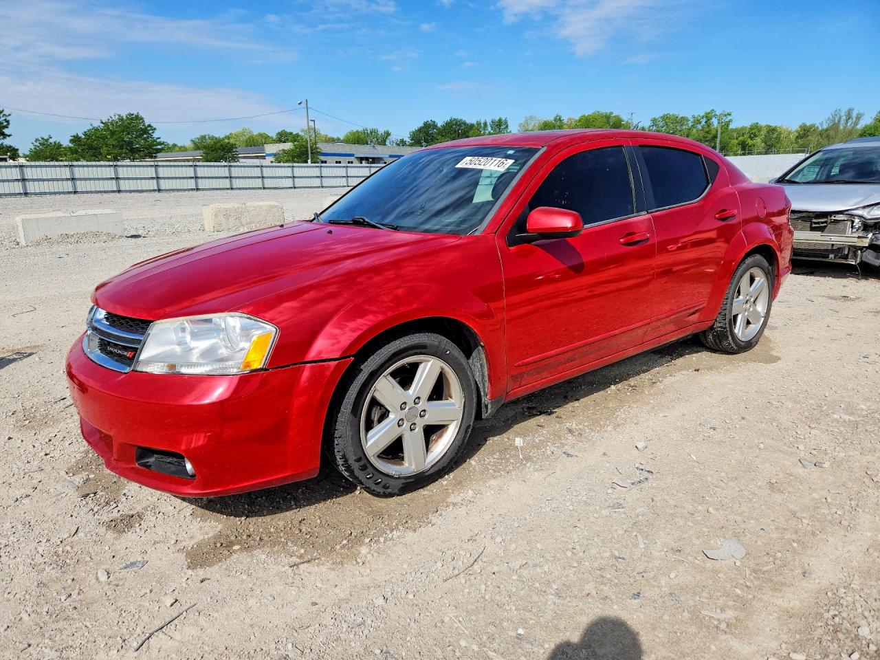 Salvage Dodge Avenger Image