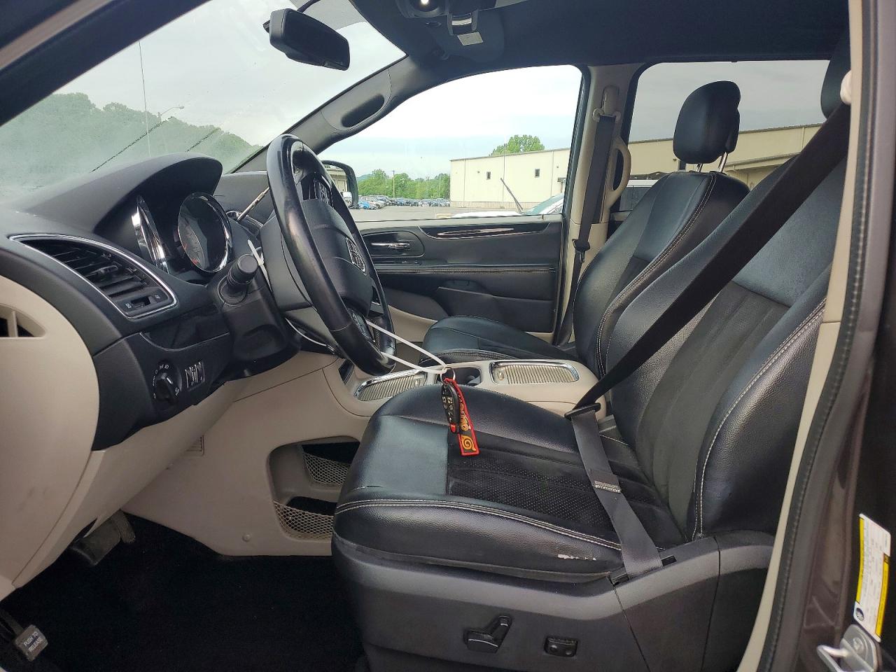 Dodge Caravan Sxt