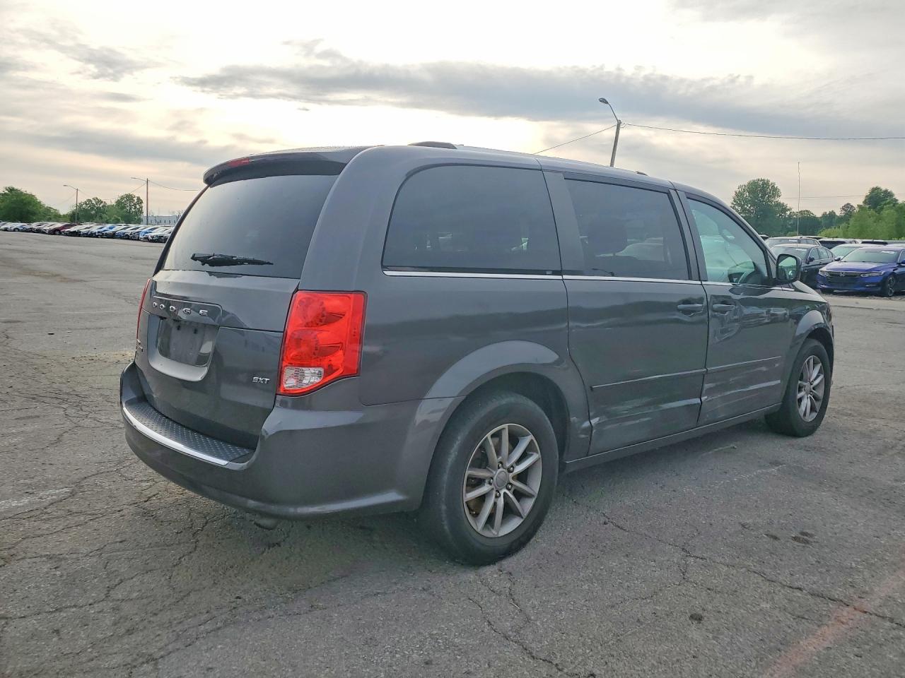 Dodge Caravan Sxt