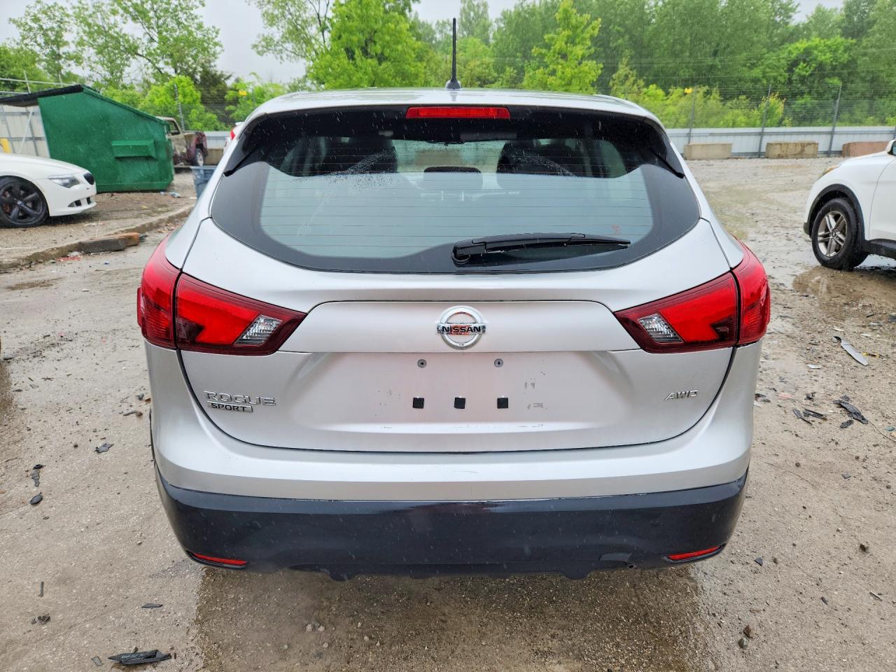 Nissan Rogue S