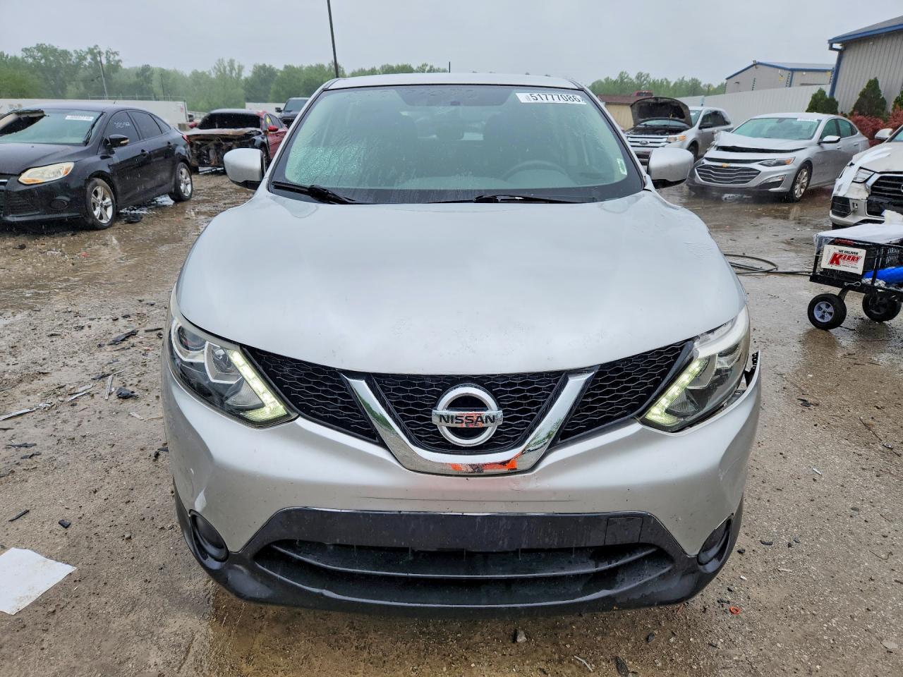 Nissan Rogue S