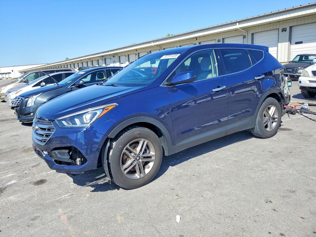 Salvage Hyundai SANTA FE Image