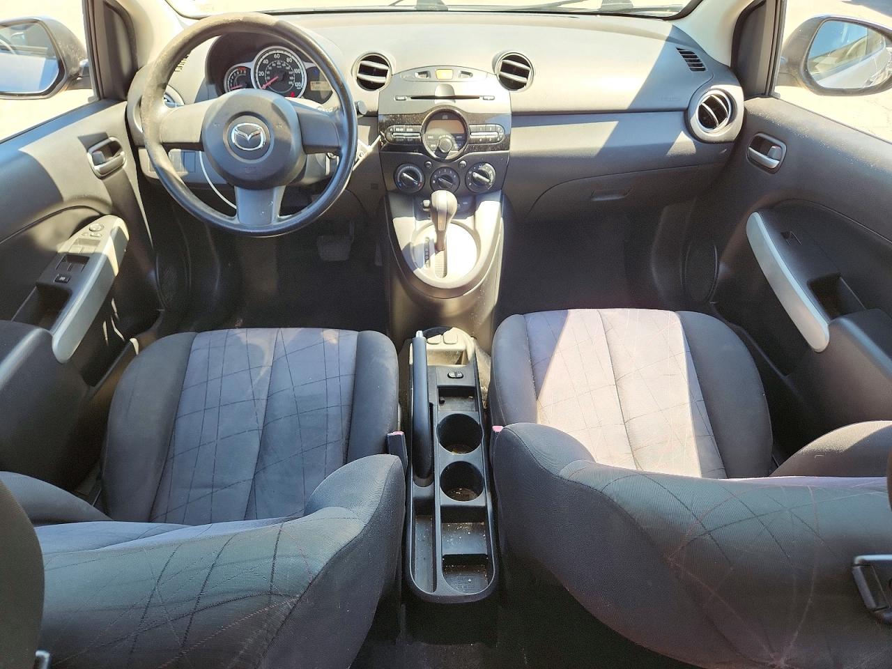 Mazda Mazda 2