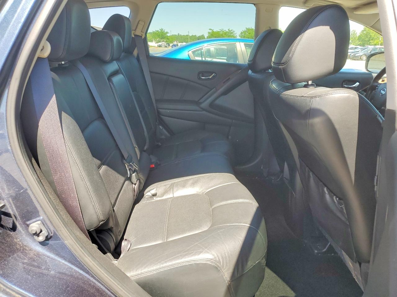 Nissan Murano S