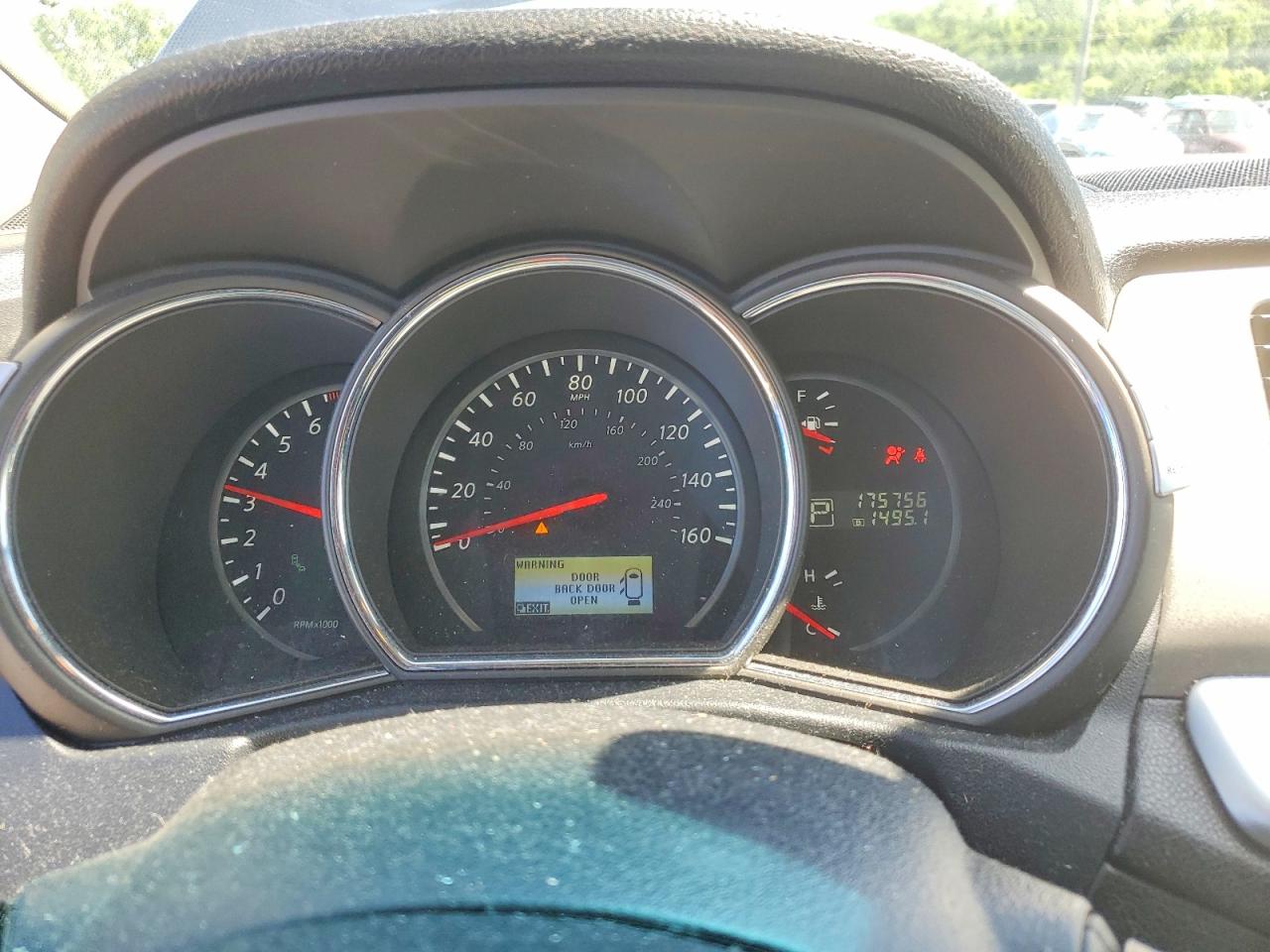 Nissan Murano S