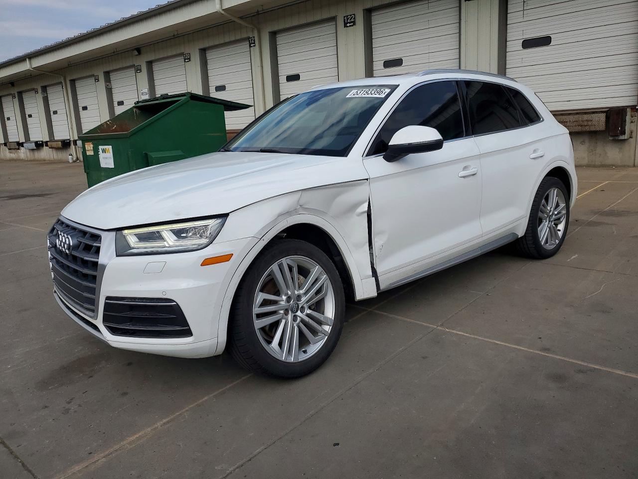 Salvage Audi Q5 Image