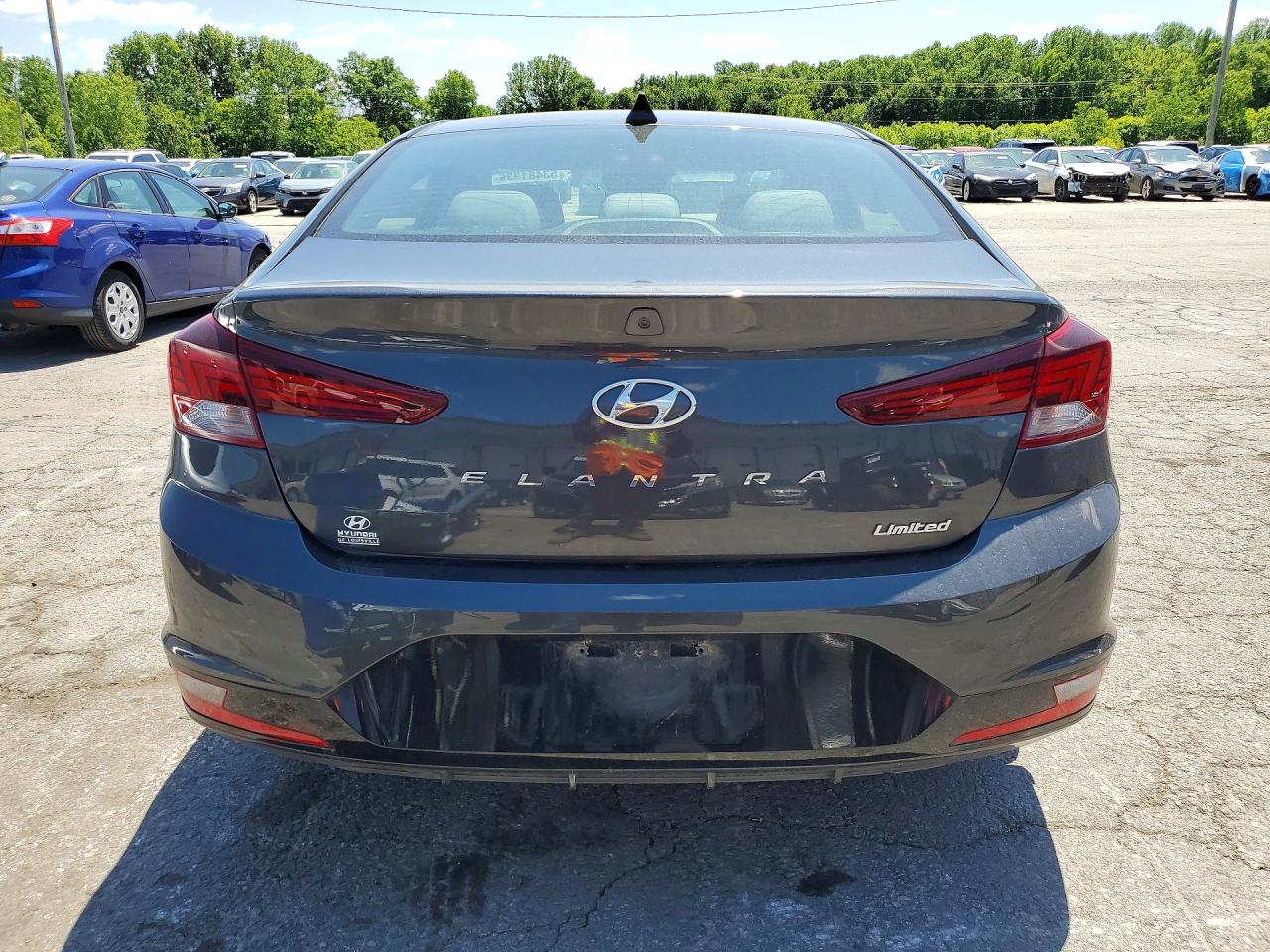 Hyundai ELANTRA Limited