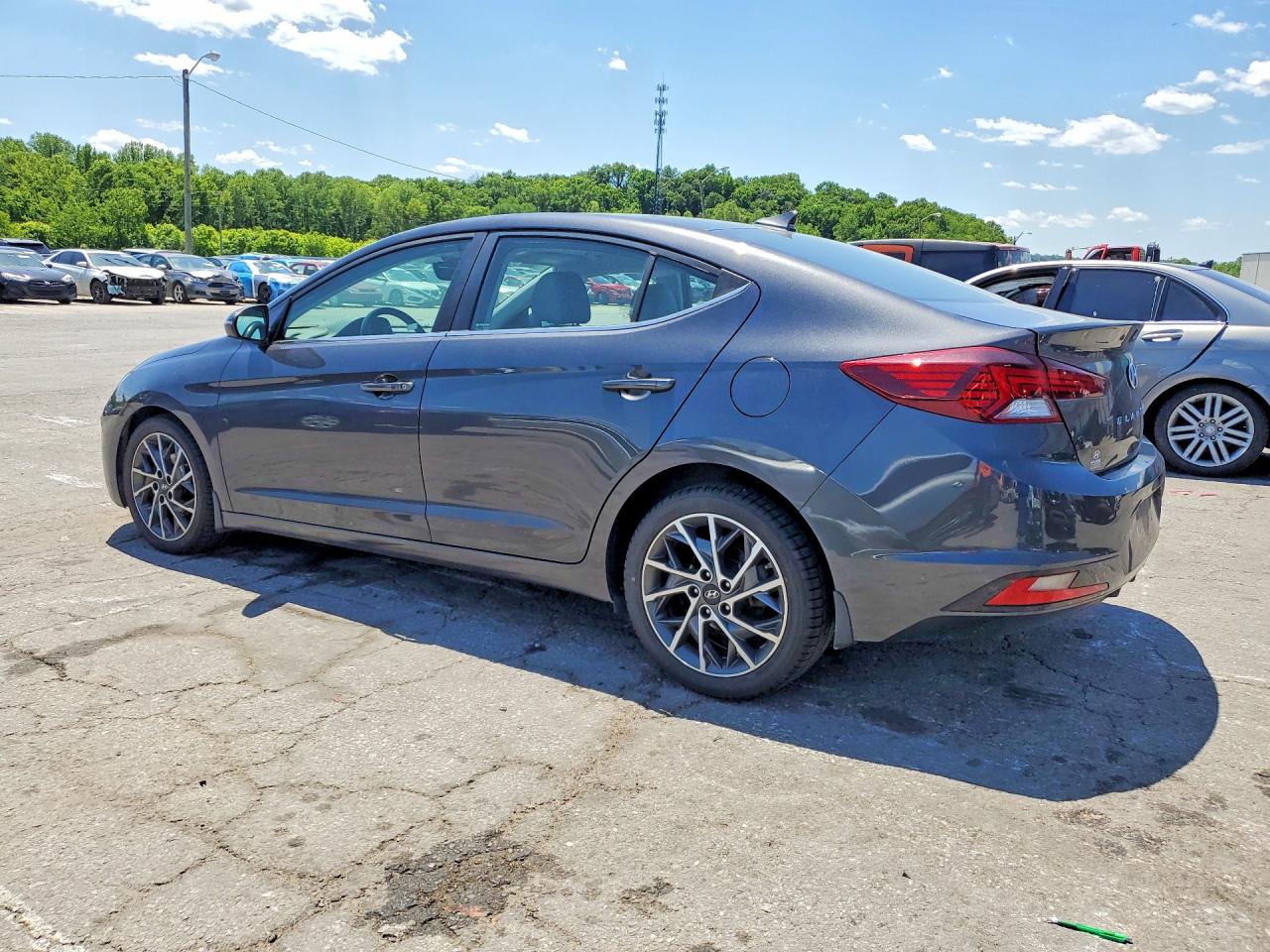 Hyundai ELANTRA Limited