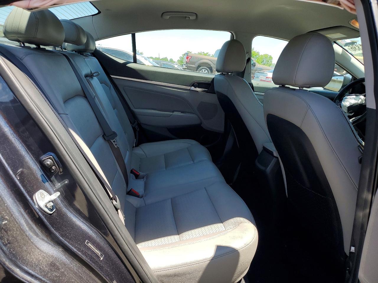 Hyundai ELANTRA Limited