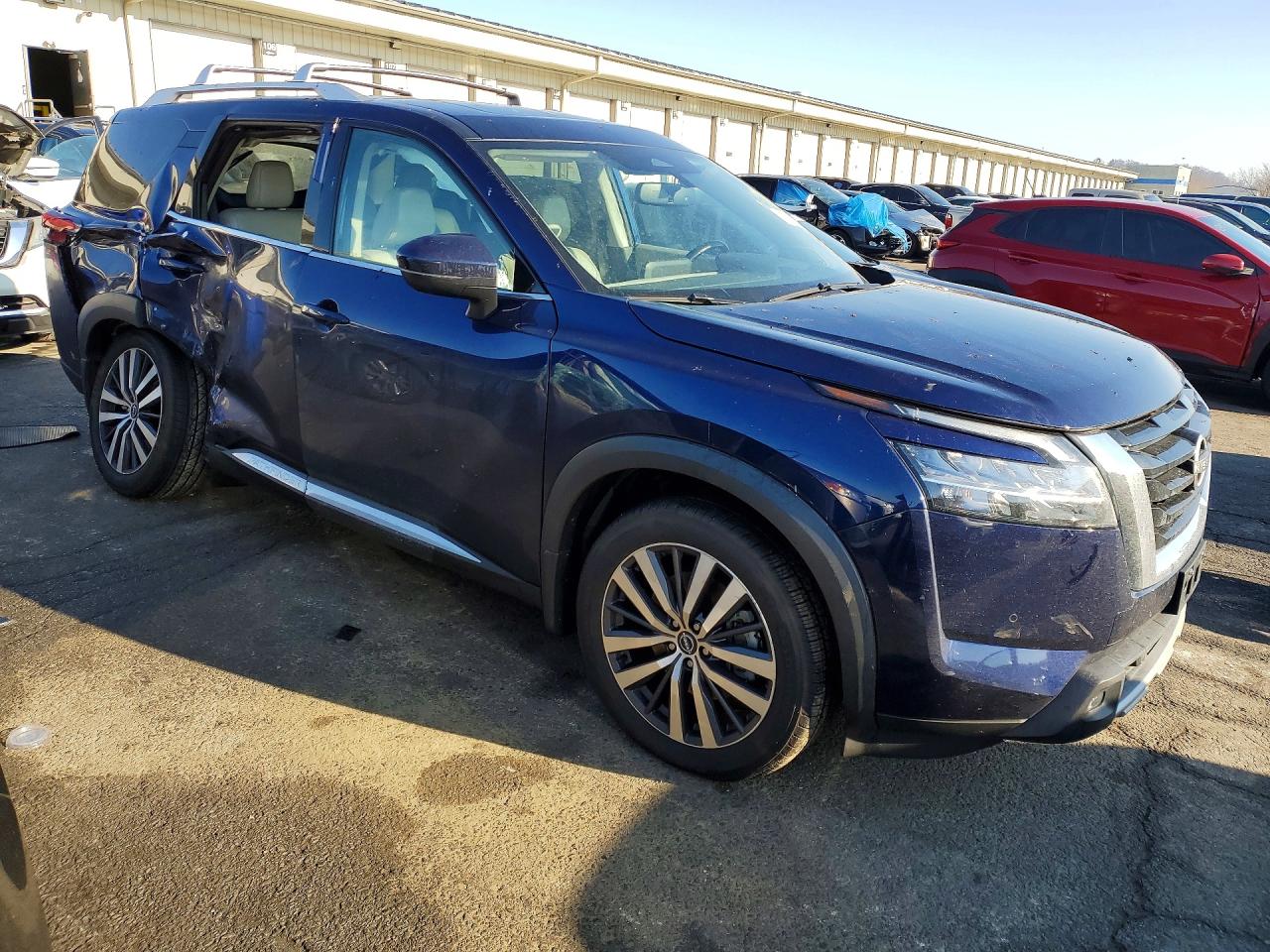 Nissan Pathfinder Platinum